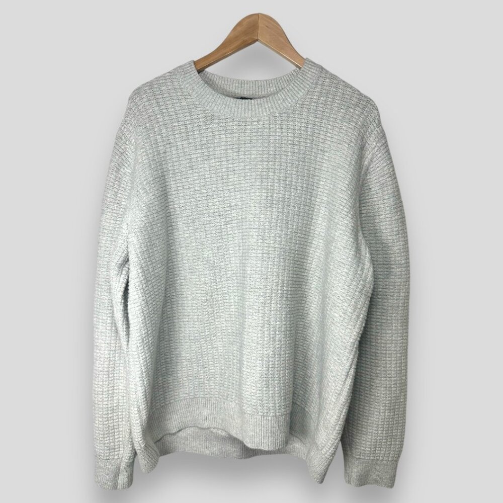 Banana Republic knit Sweater Mens XL Silverish white